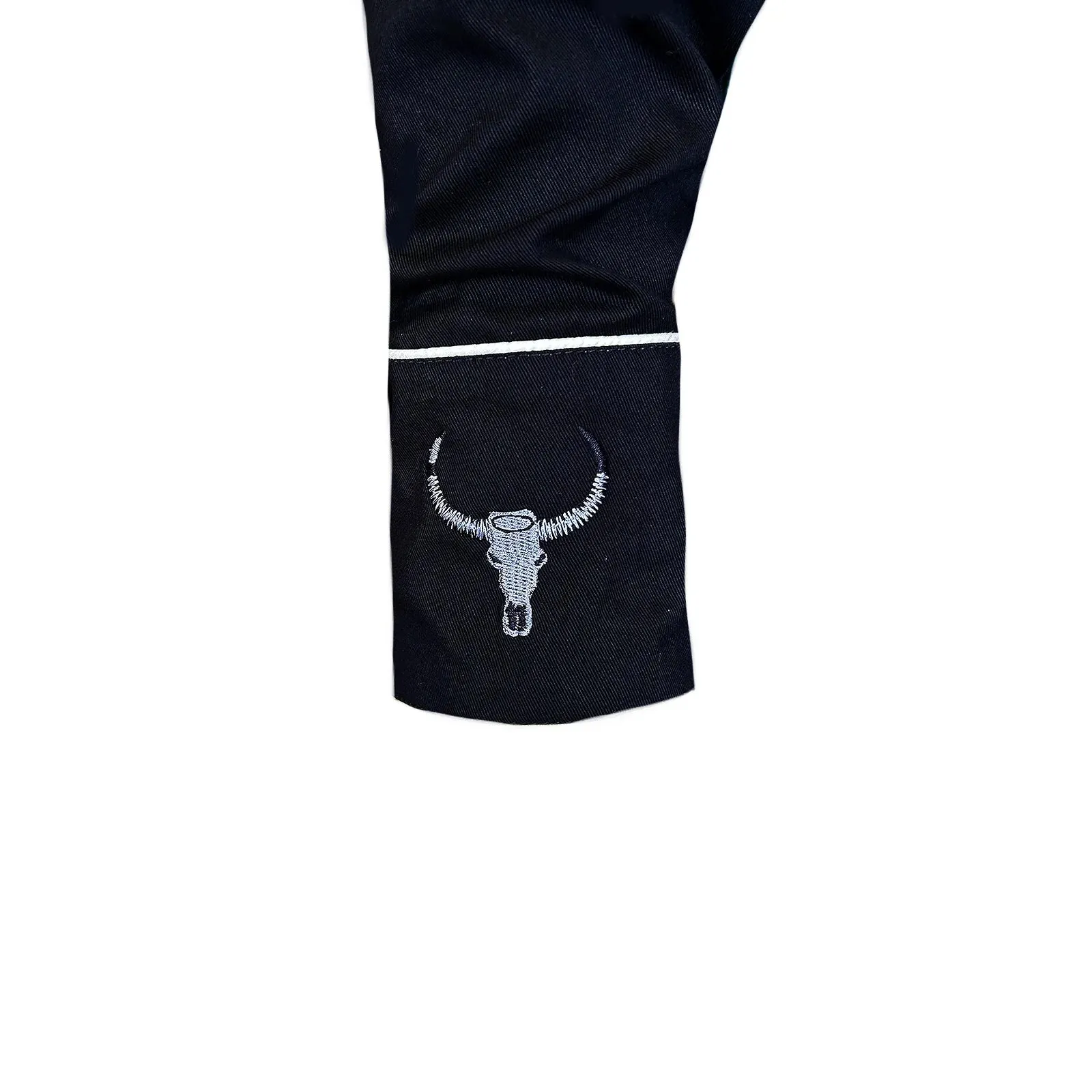 Men's Vintage Western Shirt Collection: Rockmount Steer Skull Black
